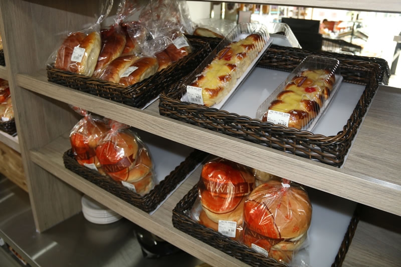 expositor prateleira padaria