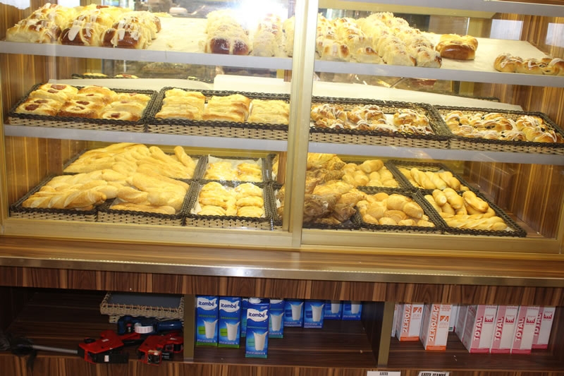 bandeja expositor paes