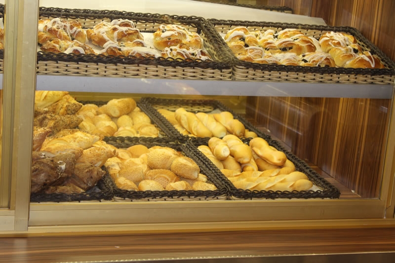 expositor paes padaria